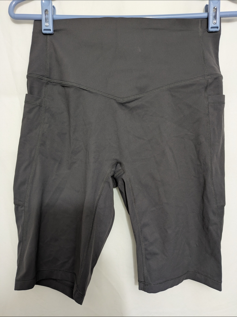 HALARA UltraSculpt™ Contour Sculpting Leggings in Charcoal